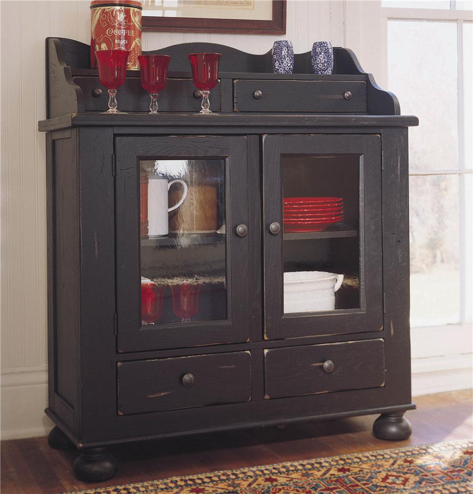 Broyhill Furniture Attic Heirlooms 539760B Dining Chest Baer's